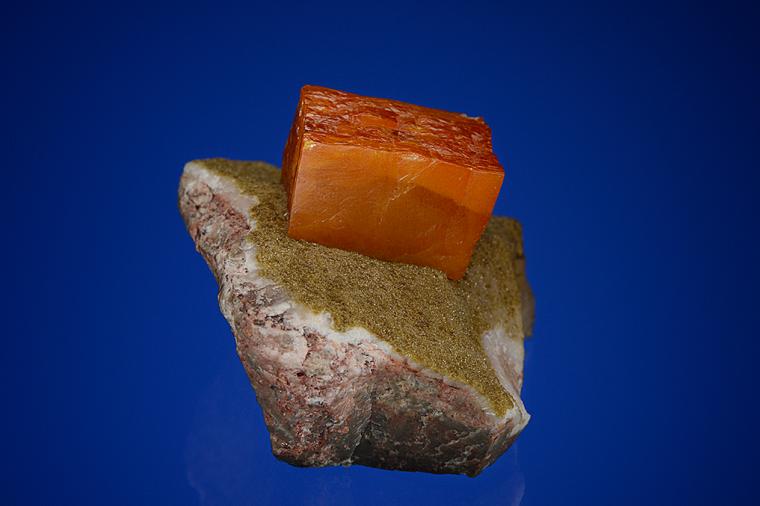 WULFENITE
